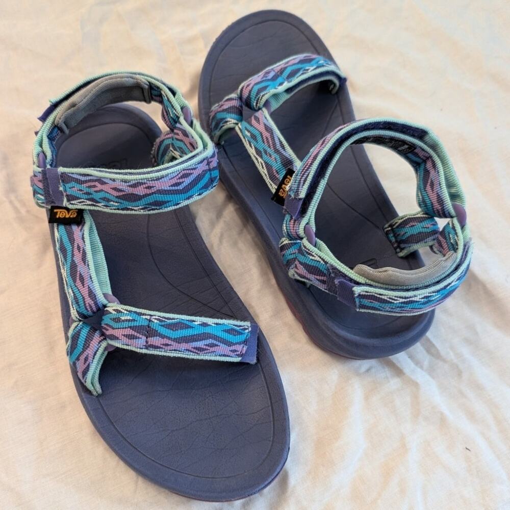 Teva Sandals Women's Size 7-7.5 Hurricane XLT Sport Sandals Travel Blue Purple